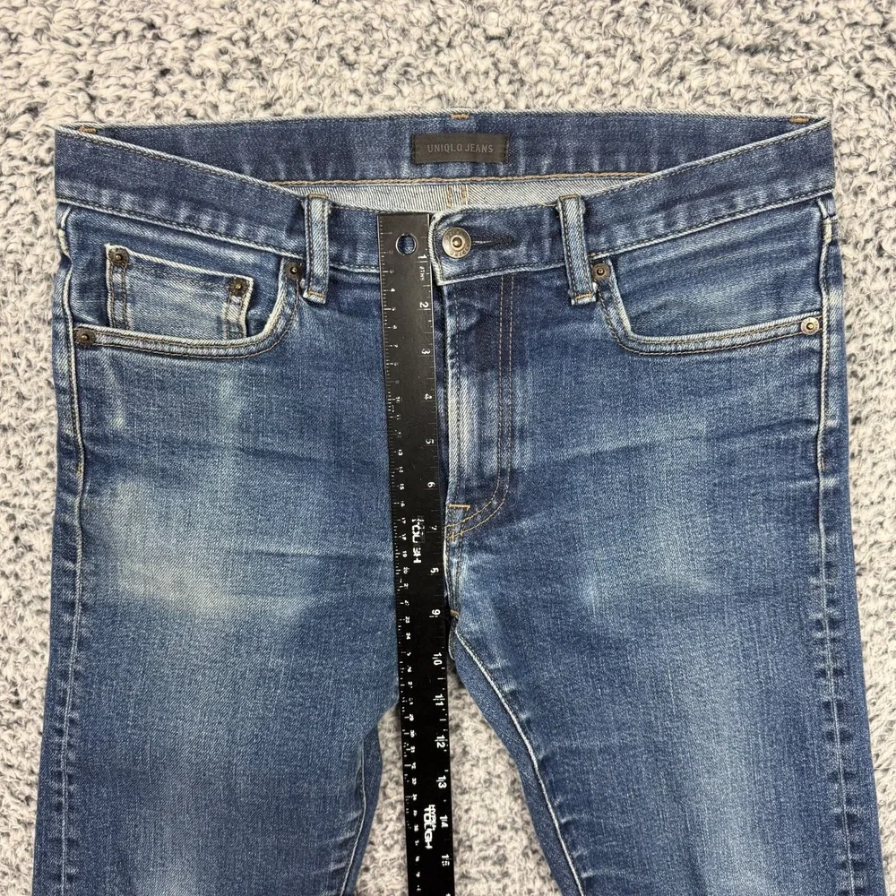 Uniqlo Selvedge Jeans Mens 31x32 Blue Dark Denim Slim Straight Faded Whiskers - Picture 8 of 15
